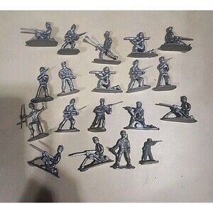 Vintage Lot of 19 Plastic Toy Army Soldiers – Silver Color – Military Figures